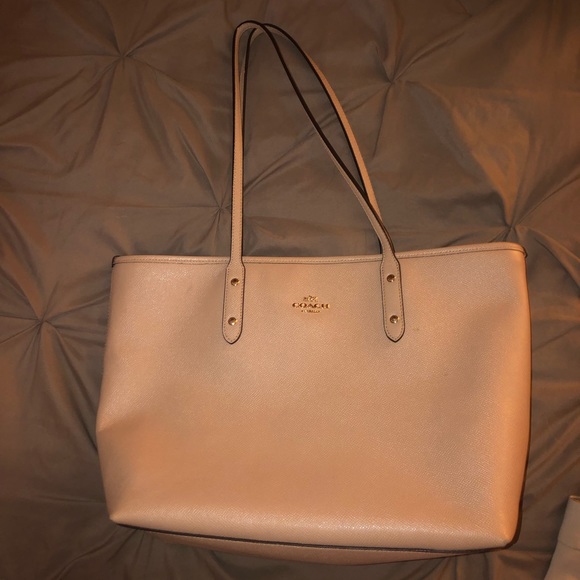 Coach Handbags - Coach Purse